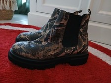 Neuwertige coole Kennel und