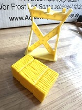 Teile Einer Ritterburg Burg Ritter Waffenständer Strohballen