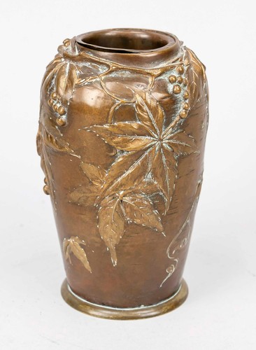 Marionnet bronze vase - marionnet, bronze-vase