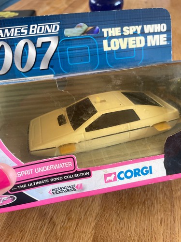 Corgi ty04510 james bond 007 - bond,