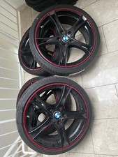 BMW Kompletträder Doppelspeiche 361 bicolor (schwarz mit rotem Felgenring)