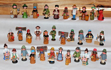 Erzgebirgische Hennig Miniaturen Figuren Berufe Historie zur Auswahl Sammlung