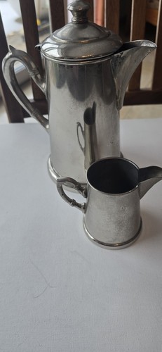 Antike kaffeekanne und ein - antike,