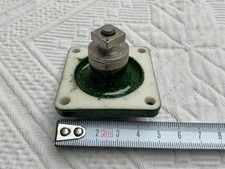 Durchführungs Isolator