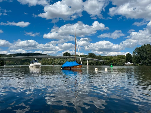Segelboot jollenkreuzer - segelboot,
