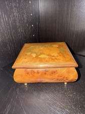 Spieluhr aus Wurzelholz Handarbeit spielt Hoffmanns Erzälungen