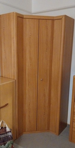 Eckschrank und anbauelement - eckschrank,