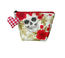 Tasche genäht  Stoffherz Unikat Kosmetik Krimskrams Geschenk Totenkopf Rosen