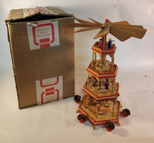 DDR KWO Pyramide 3-stöckig