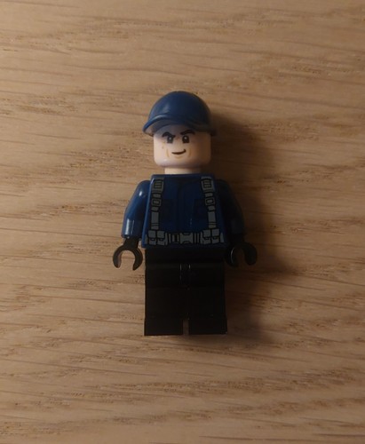 Lego jurassic world - jurassic, minifigur