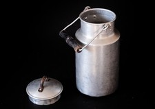 DDR Milchkanne Blaubeer Kanne mit Deckel ca. 1950 bis 1960 Alu mit Henkel