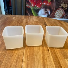 Tupperware  312-50