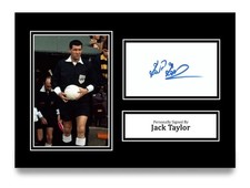 Jack Taylor handsignierte A4