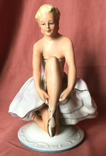 Donauwellentänzerin/Ballerina