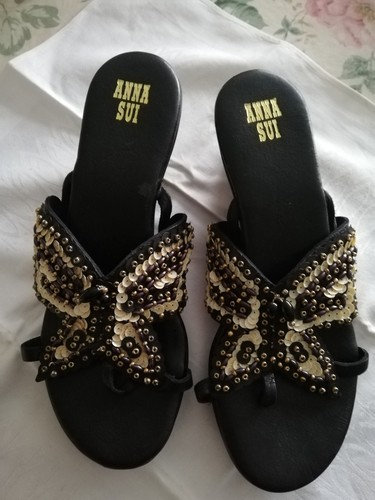 Anna sui pantoletten - sui,
