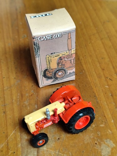 Ertl case 600 traktor - case,