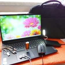 Clevo XMG Exone GO NS50 15 Zoll METALL Ultrabook l Windows 11 SSD Core i5 11 GEN