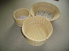 Präsentkorb Brötchenkorb Korb Konvolut 3 hell geflochten Peddigrohr 3 Körbe 