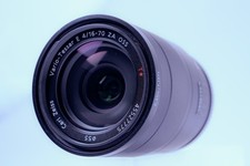 Sony Zeiss Vario-Tessar T* SEL 16-70mm f/4,0 OSS Sony E-Mount. Objektiv