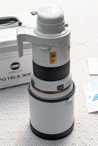 Minolta 300mm g ssm - af, f2.8