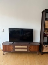 Fernsehtisch / TV-Lowboard