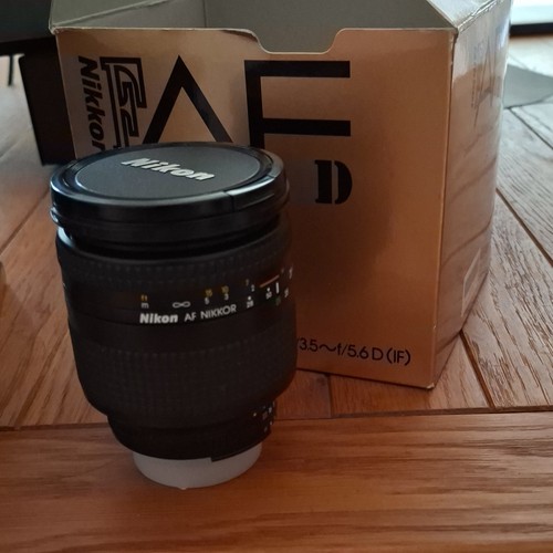 Nikon zoom nikkor - af, d