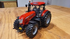 MC Cormick 1:32 Modell Traktor Universal Hobbies