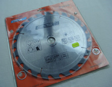 Sägeblatt 300 x 24 für  Holz, Spanplatten , OSB -Platte , Kreissäge Blatt