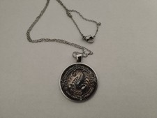Halskette mit Anhänger Amulett / SKORPION