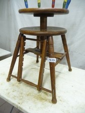 7639.     Alter Stuhl