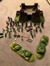 BRITAINS KNIGHTS OF THE SWORD