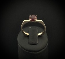 Goldring mit Granat  Gold 333 / 8  Karat   Größe  56