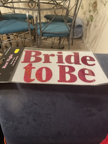 Miss behave hen night - miss,