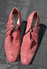 Tiggers Originelle Schuhe Größe 41 in rosa!