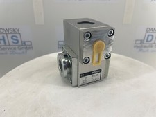 NEU Bosch Pneumatikventil 0