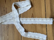 alte  Spitze 110 cm x 4 cm, Weiß Baumwolle Puppenkleidung  Vintage