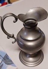 kleine Vase aus Fein-Zinn, 15 cm hoch