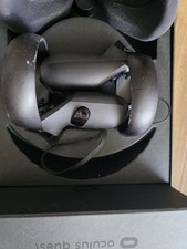 Oculus Quest 64GB – VR Brille mit Controllern – Sehr guter Zustand