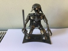 Predator Metallskulptur Statue
