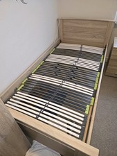 Bettrahmen Eiche Sonoma 100×200 Einzeln mit Matratze Kopfteil