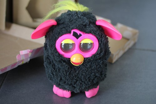 Furby schwarz rosa in - schwarz, ovp
