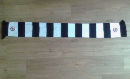 Schal eintracht frankfurt - frankfurt,
