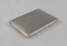 *RAR* Solides Zigarettenetui