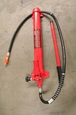 B- Ware Hydraulik Handpumpe mit Pumpstange 20 to. für Richtsatz Spreizer Druck