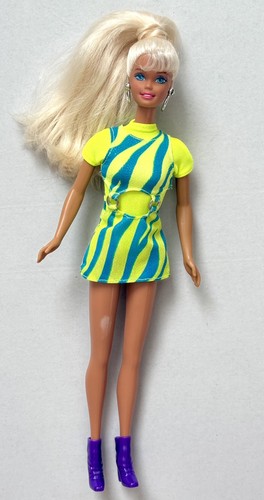 Barbie movin groovin fashion - movin',