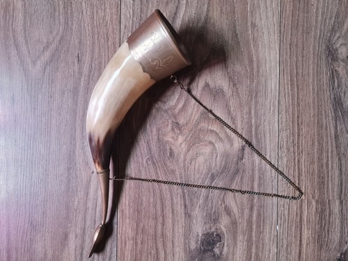 Urwüchsiges trinkhorn - urwüchsiges,