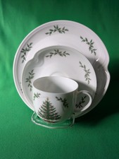 Sammeltasse Kaffeegedeck AK Kaiser Porzellan Weihnachten Tannenbaum Christbaum