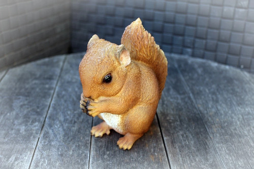 Deko figur eichhörnchen mit - eichhörnchen,