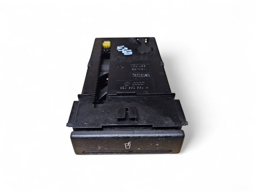 Audi 2005 becherhalter - audi,