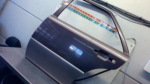 Mercedes benz 200 124 - e,